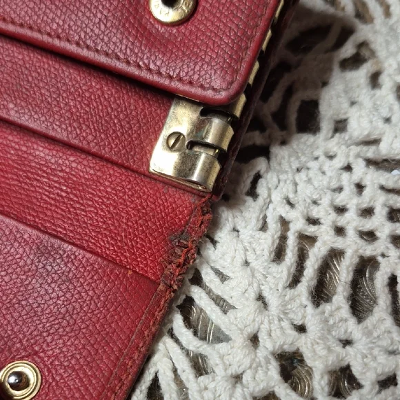 Authentic CHANEL Burgundy Textured Leather Button Key Card Wallet with Gold CC - Picture 4 of 12